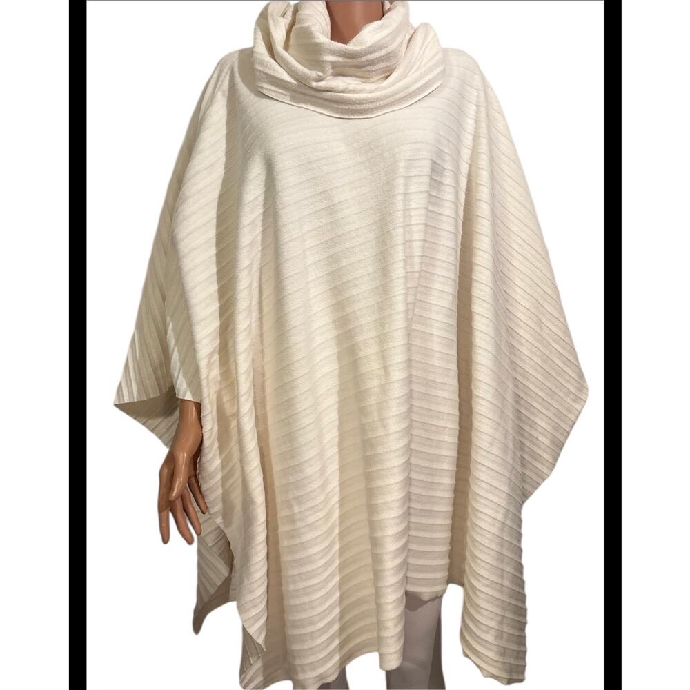 LeModa Ivory Poncho One Size